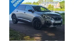 Grijs Gebruikt 2017 Peugeot 5008 Active MPV | € 20.000 (Eerlijke prijs)