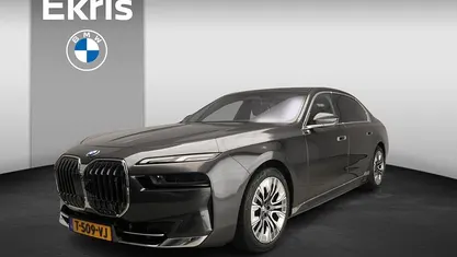 Grijs Gebruikt 2023 BMW i7 Executive Sedan | € 74.900 (Super prijs)