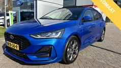 Blauw Gebruikt 2024 Ford Focus ST-Line Stationwagen | € 29.490 (Eerlijke prijs)