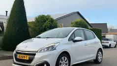 Gebruikt 2015 Peugeot 208 Active Hatchback | € 3.450 (Super prijs)