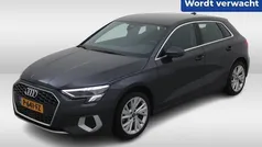 Grijs, metallic lak Gebruikt 2022 Audi A3 Sportback Advanced Hatchback | € 26.950 (Eerlijke prijs)