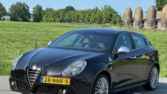 Zwart Gebruikt 2010 Alfa Romeo Giulietta Distinctive Hatchback | € 3.499 (Eerlijke prijs)