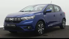 Blauw Gebruikt 2024 Dacia Sandero Expression Hatchback | € 19.950 (Eerlijke prijs)