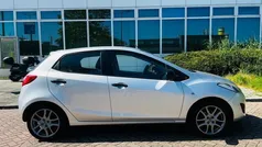 Grijs Gebruikt 2012 Mazda 2 Hatchback | € 4.450 (Iets duurder)
