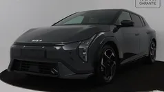 Grijs Nieuw 2025 Kia EV4 GT-Line Hatchback | € 42.695 (Goede deal)