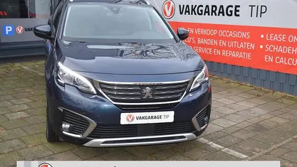 Blauw (parellak) Occasion 2019 Peugeot 5008 GT-line MPV | € 16.950 (Eerlijke prijs)