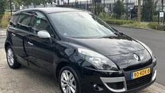 Zwart Gebruikt 2011 Renault Scénic III MPV | € 3.950 (Goede deal)