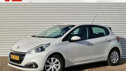Gebruikt 2017 Peugeot 208 Hatchback | € 5.748 (Eerlijke prijs)