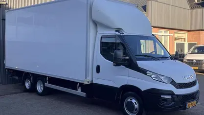 Occasion Iveco Daily 146 PK (107 kW) 2015 Wit Stationwagen
