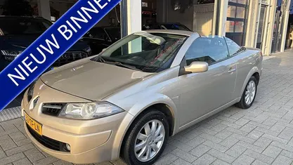 Occasion Renault Mégane Cabriolet 112 PK (82 kW) 2006 Beige Cabriolet