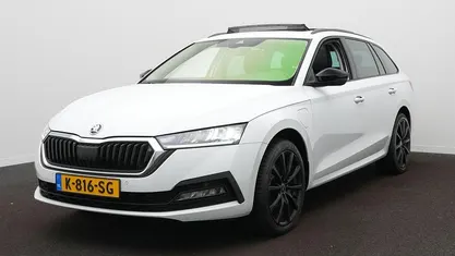 Wit Gebruikt 2021 Skoda Octavia Business Line Stationwagen | € 24.795 (Eerlijke prijs)