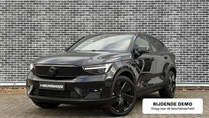 Zwart Gebruikt 2025 Volvo EC40 Plus SUV | € 46.694 (Eerlijke prijs)