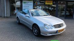 Grijs, metallic lak Gebruikt 2006 Mercedes CLK240 Avantgarde Cabriolet | € 9.950 (Eerlijke prijs)