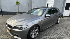 Grijs, metallic lak Gebruikt 2016 BMW 520 M Sport Stationwagen | € 19.995 (Eerlijke prijs)