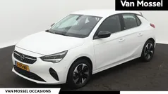 Wit Gebruikt 2020 Opel Corsa-e Elegance Hatchback | € 13.940 (Eerlijke prijs)