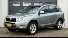Groen (metallic) Gebruikt 2007 Toyota RAV4 Executive SUV | € 9.250 (Eerlijke prijs)