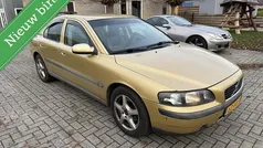 Gebruikt 2002 Volvo S60 Sedan | € 800 (Goede deal)