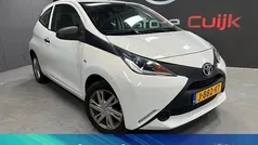 Gebruikt 2015 Toyota Aygo Hatchback | € 4.500 (Super prijs)