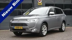 Grijs Gebruikt 2014 Mitsubishi Outlander Instyle SUV | € 14.950 (Goede deal)