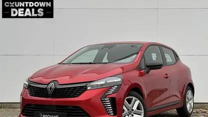 Rood Gebruikt 2023 Renault Clio V Evolution Hatchback | € 18.195 (Eerlijke prijs)