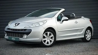 Grijs Gebruikt 2009 Peugeot 207 CC Cabriolet | € 2.950 (Goede deal)