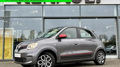 Grijs Gebruikt 2023 Renault Twingo Collection Hatchback | € 12.950 (Eerlijke prijs)