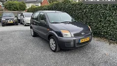 Gebruikt 2010 Ford Fusion Cool & Sound Edition MPV | € 2.445 (Eerlijke prijs)