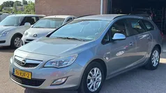 Grijs Gebruikt 2011 Opel Astra Edition Stationwagen | € 1.750 (Goede deal)