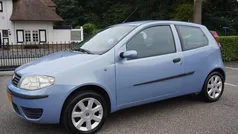 Blauw Gebruikt 2005 Fiat Punto Dynamic Hatchback | € 1.700 (Eerlijke prijs)
