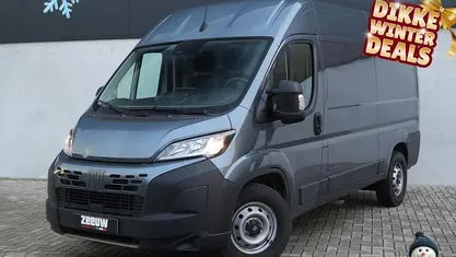 Grijs (metallic) Gebruikt 2024 Fiat Ducato Van | € 29.900 (Super prijs)