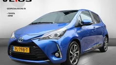 Blauw Gebruikt 2017 Toyota Yaris Premium Hatchback | € 14.950 (Eerlijke prijs)