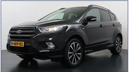 Occasion Ford Kuga ST-Line 150 PK (110 kW) 2018 Zwart SUV