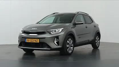Groen Gebruikt 2021 Kia Stonic SUV | € 16.335 (Eerlijke prijs)