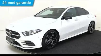 Wit Gebruikt 2020 Mercedes A200 Premium Plus Sedan | € 29.945 (Eerlijke prijs)