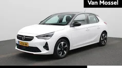 Wit Gebruikt 2023 Opel Corsa-e GS Line Hatchback | € 18.940 (Eerlijke prijs)