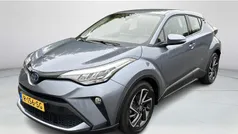 Gebruikt 2022 Toyota C-HR SUV | € 26.435 (Eerlijke prijs)