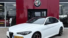 Wit Gebruikt 2024 Alfa Romeo Giulia Veloce Sedan | € 55.945 (Eerlijke prijs)