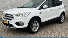 Gebruikt 2019 Ford Kuga Titanium SUV | € 18.900 (Eerlijke prijs)
