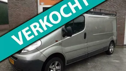 Grijs Gebruikt 2011 Opel Vivaro MPV | € 6.499 (Eerlijke prijs)