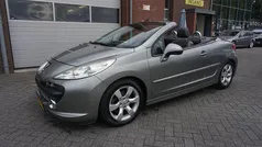 Grijs Gebruikt 2007 Peugeot 207 CC Cabriolet | € 3.250 (Eerlijke prijs)