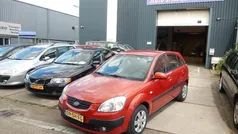 Gebruikt 2006 Kia Rio Hatchback | € 2.250 (Eerlijke prijs)