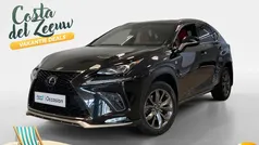 Zwart Gebruikt 2017 Lexus NX300h Luxury Line SUV | € 29.850 (Eerlijke prijs)