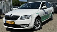 Wit Gebruikt 2016 Skoda Octavia G-TEC Ambition Stationwagen | € 4.350