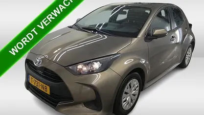 Gebruikt 2023 Toyota Yaris Active Hatchback | € 18.990 (Eerlijke prijs)
