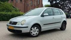 Grijs Gebruikt 2003 VW Polo Comfortline Hatchback | € 1.799 (Eerlijke prijs)