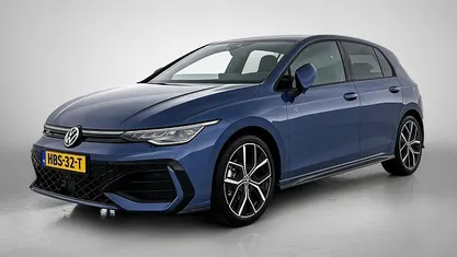 Gebruikt 2025 VW Golf VIII R-line Edition Hatchback | € 35.945 (Eerlijke prijs)