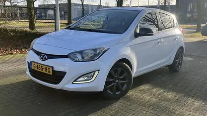 Occasion 2015 Hyundai i20 Hatchback | € 6.950 (Eerlijke prijs)