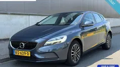 Blauw Gebruikt 2016 Volvo V40 Kinetic Stationwagen | € 8.900 (Goede deal)