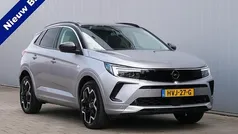 Gebruikt 2024 Opel Grandland X Ultimate SUV | € 32.695 (Eerlijke prijs)