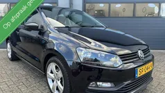 Zwart Gebruikt 2015 VW Polo Hatchback | € 6.950 (Eerlijke prijs)